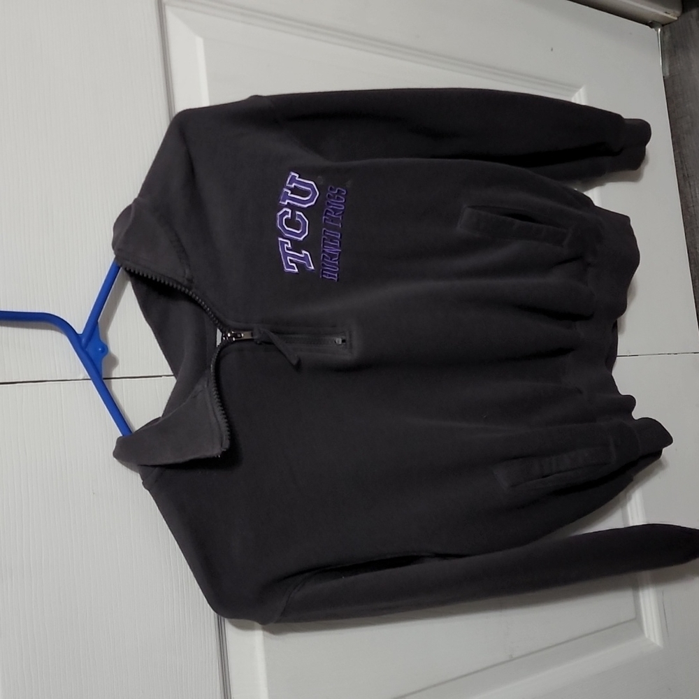 Tcu pullover
